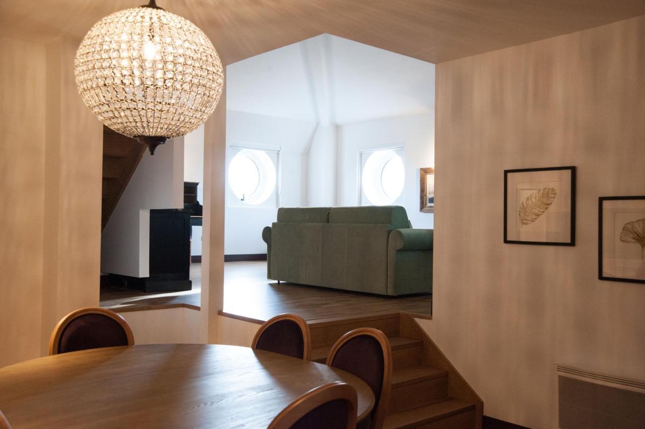 Residence De L'Arsenal Royal - Meubles De Tourisme Рошвор Екстериор снимка