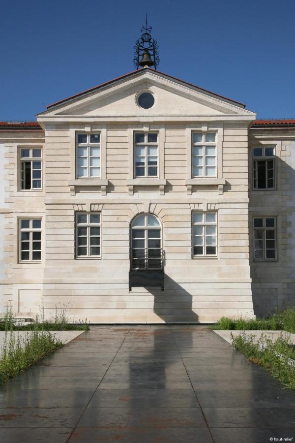 Residence De L'Arsenal Royal - Meubles De Tourisme Рошвор Екстериор снимка
