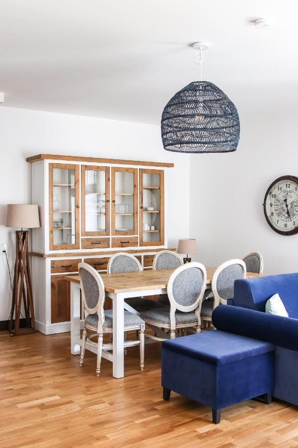 Residence De L'Arsenal Royal - Meubles De Tourisme Рошвор Екстериор снимка