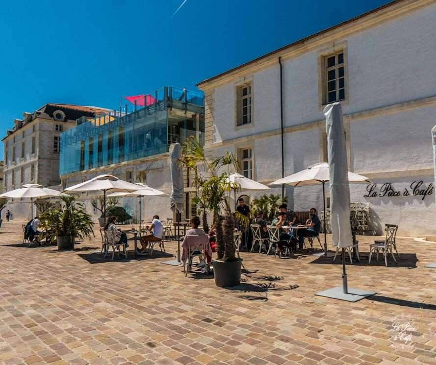 Residence De L'Arsenal Royal - Meubles De Tourisme Рошвор Екстериор снимка